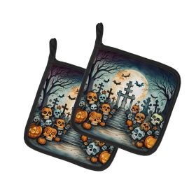 Calaveras Sugar Skulls Spooky Halloween Pair of Pot Holders Kitchen Heat Resistant Pot Holders Sets Oven Hot Pads for Cooking Baking BBQ (Default: Default)